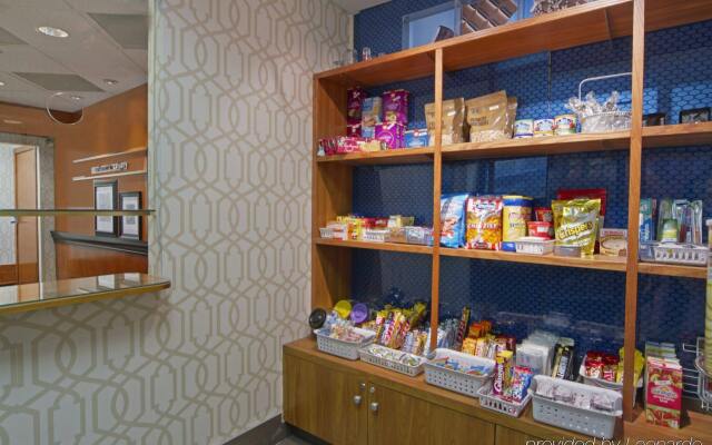 Hampton Inn & Suites By Hilton Calgary- University Northwest