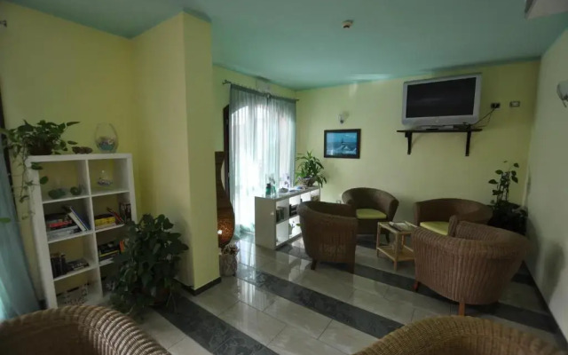 Mistral Hotel