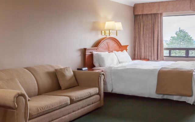 Crowne Plaza Saint John Harbour View by IHG