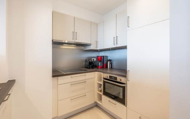 Renovated Apartment With a top Location on a Dike