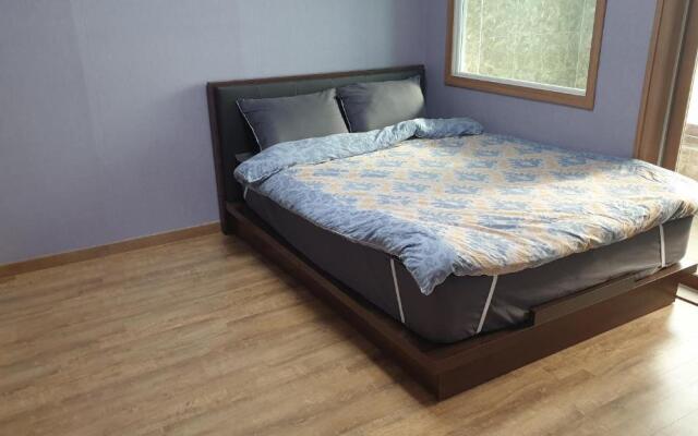 Geoje Seaside Luxury Family Villa