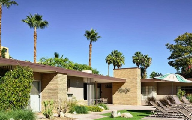 The Hideaway 21 and Over