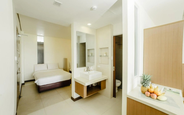 Ocean Suites Boutique Hotel