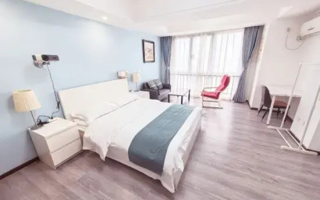 Tuju Apartment Hotel
