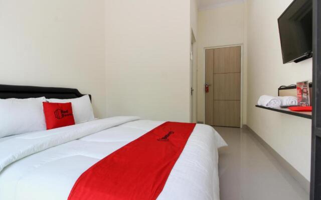RedDoorz near Jogja City Mall 3