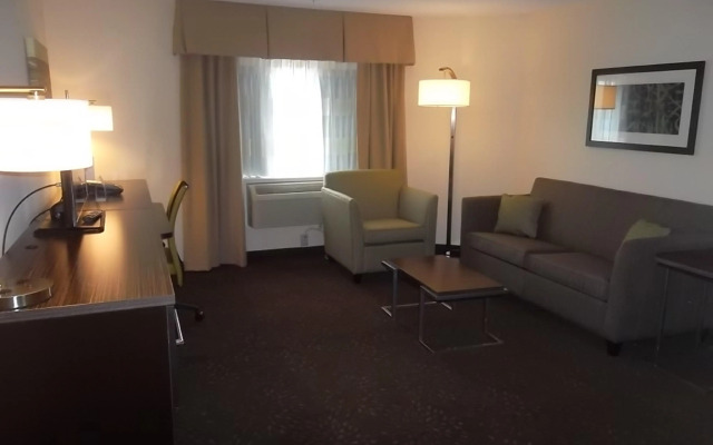 Holiday Inn Greensboro Coliseum by IHG