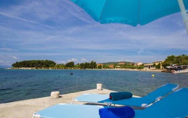 Apartments Juri - 60 m from sea