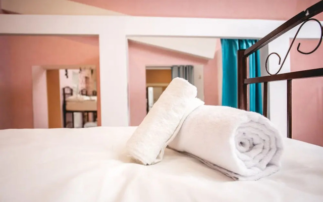 Sherlock Holmes Hostel Baku