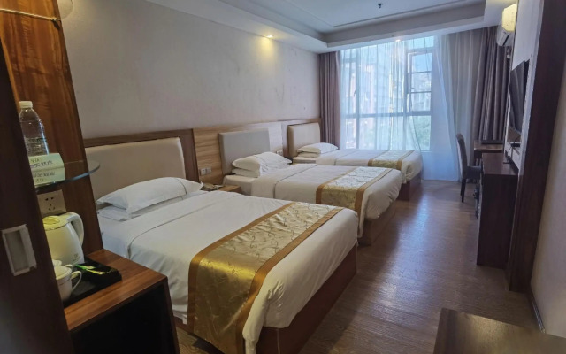 Guangzhou Helong Hotel
