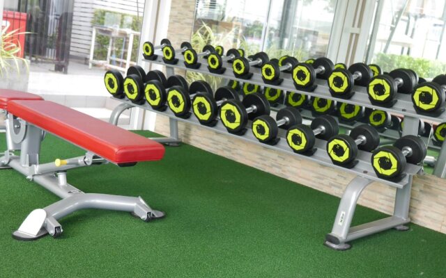 Grand Ratchapruek Hotel