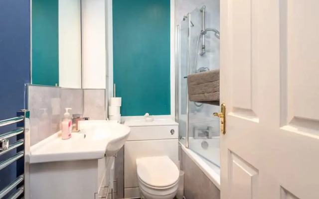 2bed-ground Floor-free Parking