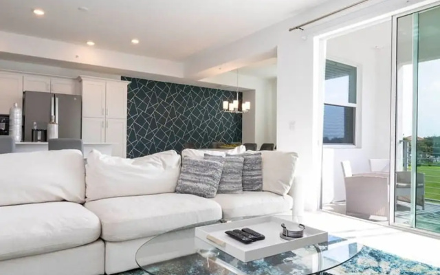 3191 Unit 207 Stunning 2B Apartment