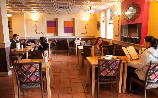 Coast High Country Inn