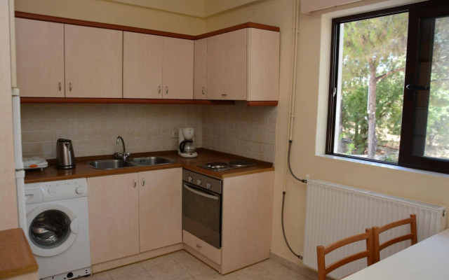 Niki Hotel Apartments