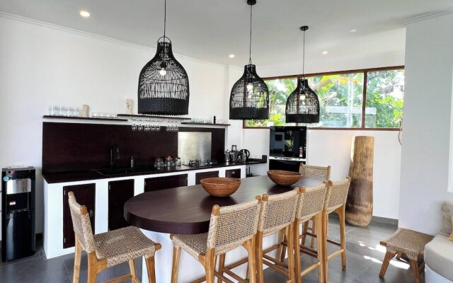 Casa Carolina Bali - Great 3 Bdr - Tumbak Bayuh Canggu