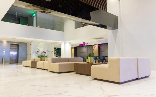 Ramada Encore Makati