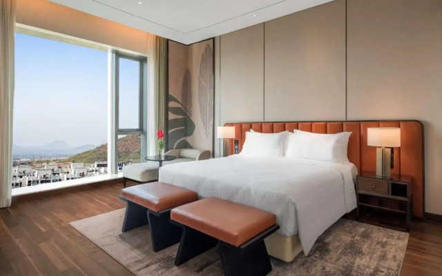 Radisson Blu Hotel & Spa, Nashik