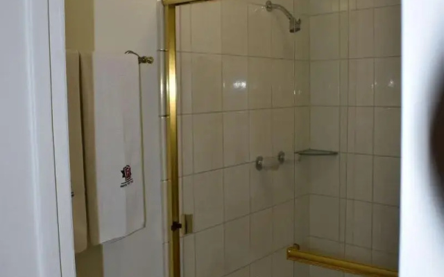 Hotel Frontiere