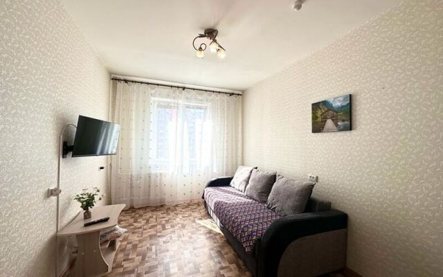 Levyy bereg on street Martynova, 41