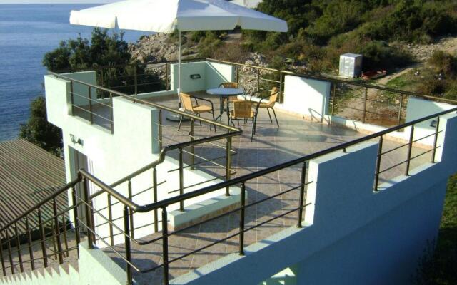 Arabela Apartments