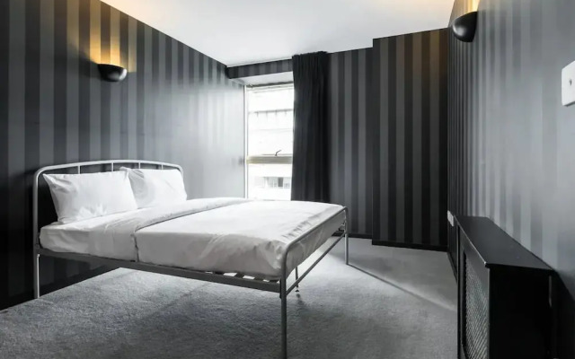 Contemporary 2 bed 2 Bath Islington Apartment