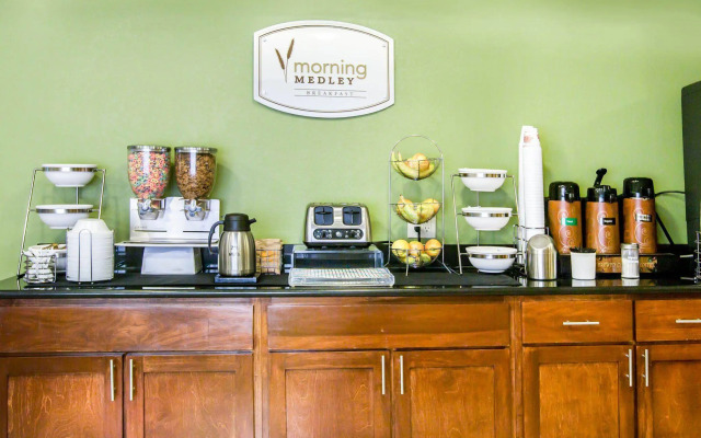 Rodeway Inn Austell Six Flags