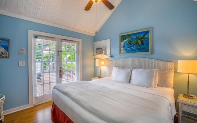 Seascape Tropical Inn - Adult Exclusive