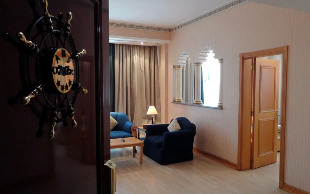 Beach Bay Hotel