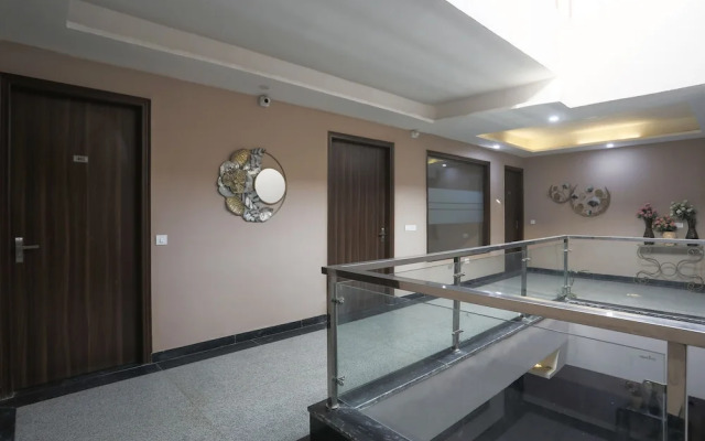 Fabhotel Bliss Premium