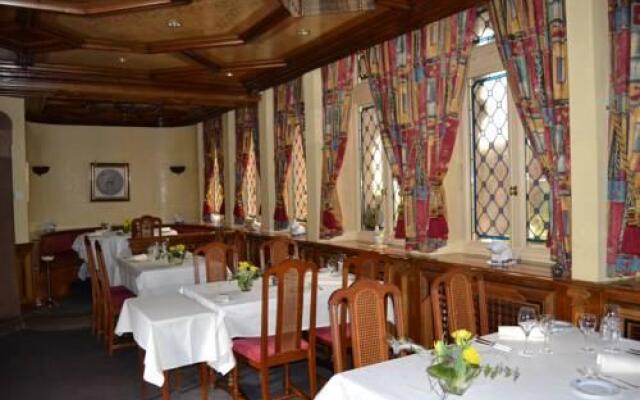 Hostellerie au Cygne