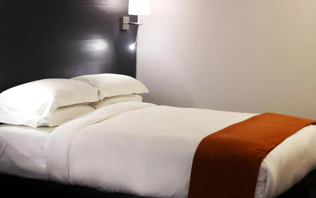 ONOMO Hotel Waterfront