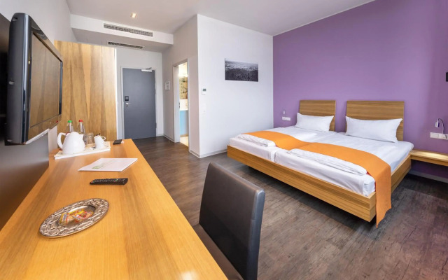 AMH Airport-Messe-Hotel