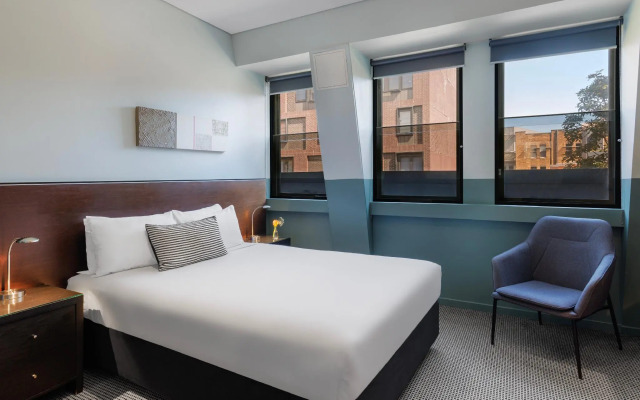 Vulcan Hotel Sydney