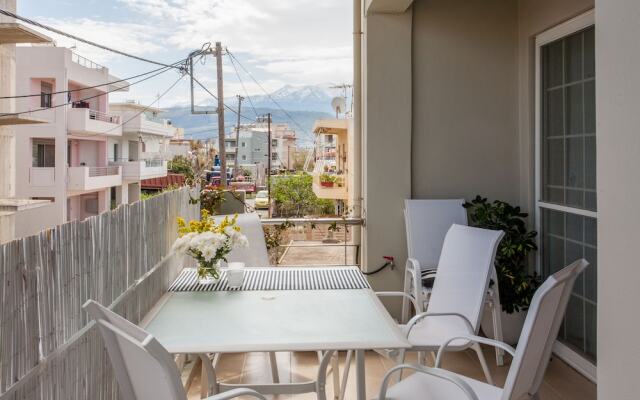 Nima's Beach Apartment