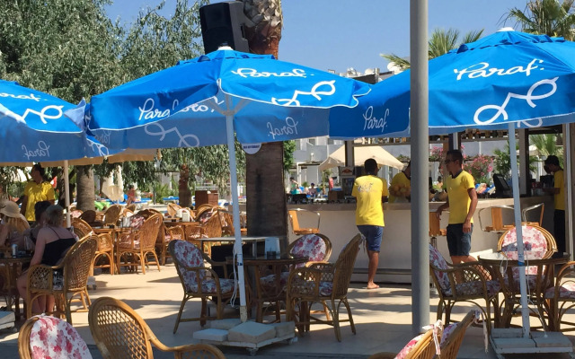 Nagi Beach Hotel