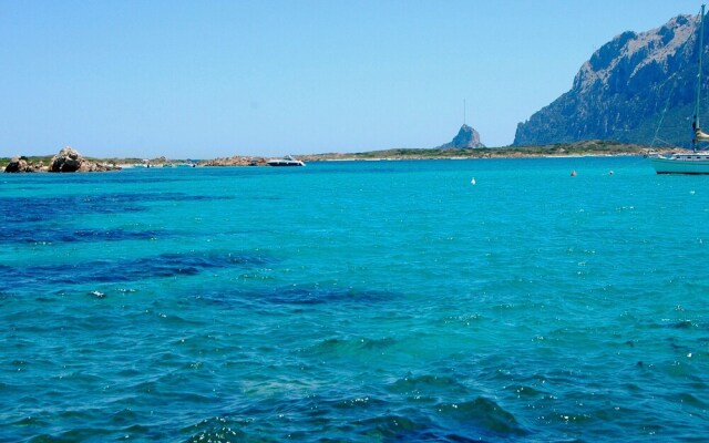 I Fari 76 600mt From The Beach