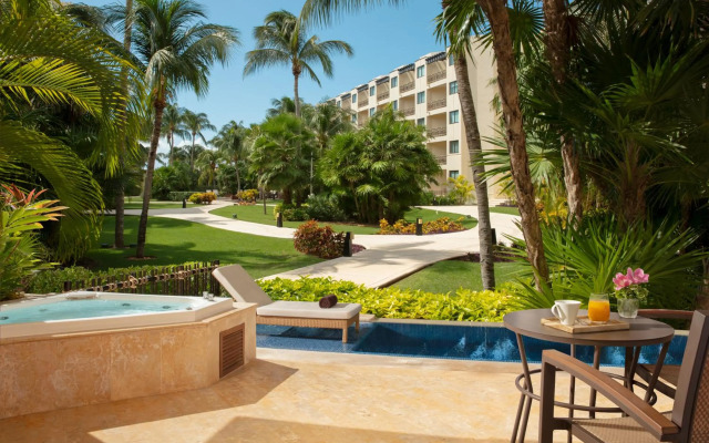 Dreams Riviera Cancun Resort & Spa - All Inclusive