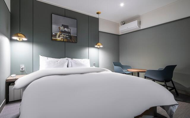 Browndot Hotel Osan