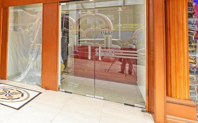 Capital O 90574 Hotel Glo