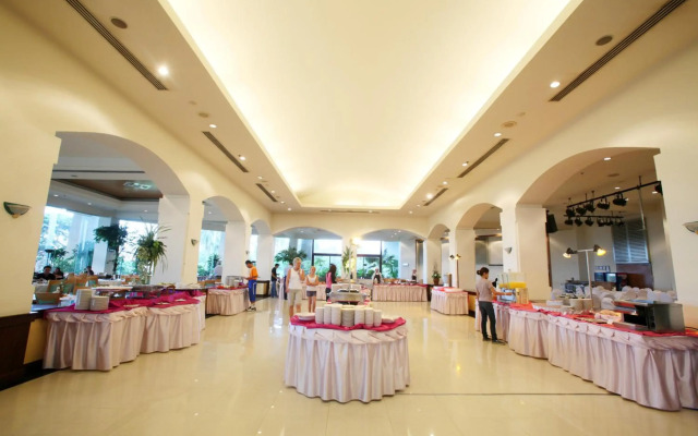 Thumrin Thana Hotel
