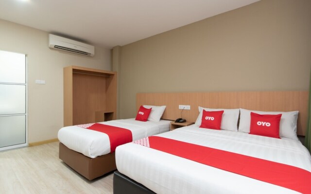 OYO 89344 Labuan Avenue Hotel