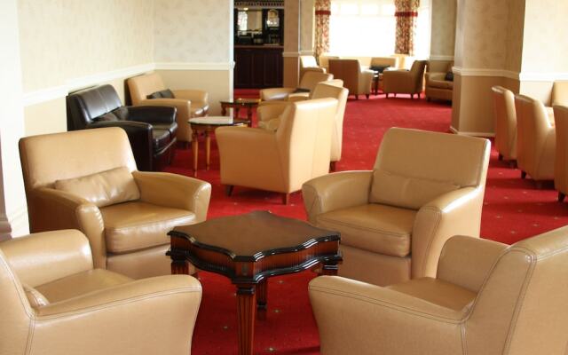 Sandown Hotel