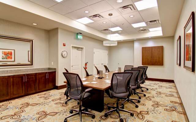 Hilton Garden Inn Woodbridge