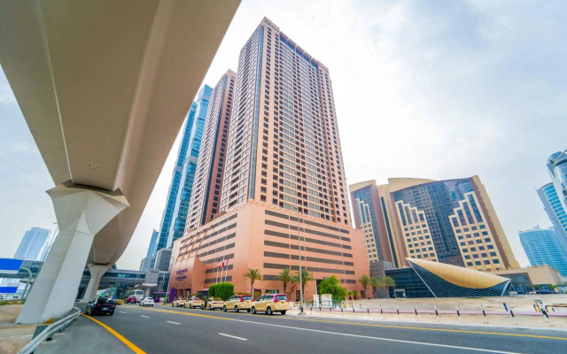 Mercure Dubai Barsha Heights Hotel Suites And Apartments
