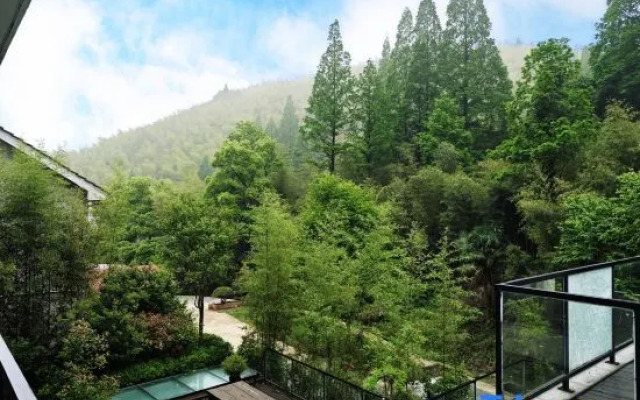 Yunfeng Zhuyuan Hostel