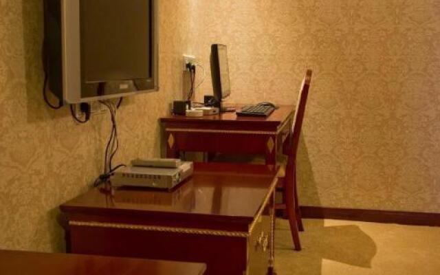 Niaochao Commercial Hotel