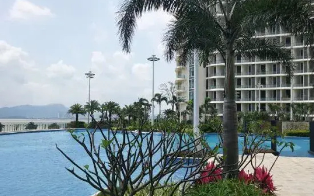 Hampton Holiday Apartment (Zhongshan Minjie Hot Spring Coast)