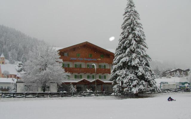 X Alp Hotel