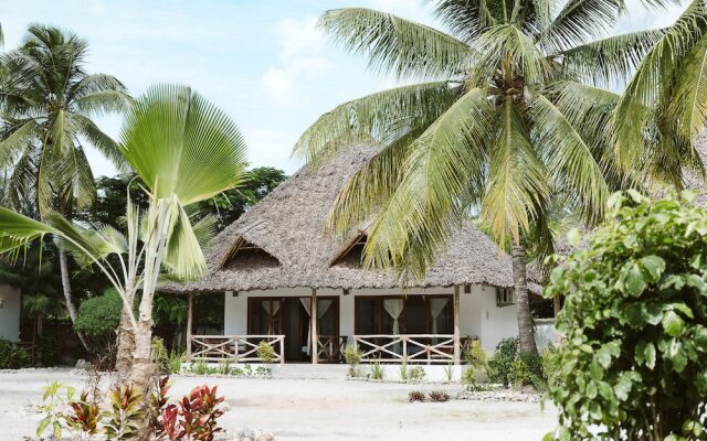 Bahati Sunset Bungalows