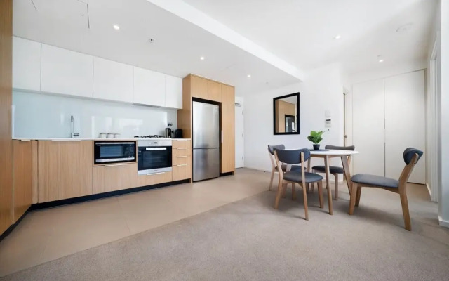 Astra Apartments - Docklands